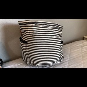 Thirty One 31 Retro Metro bag.